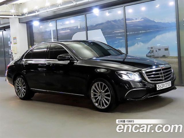 2020 Mercedes-Benz E-Class, VIN WDDZF4KB6LA746565