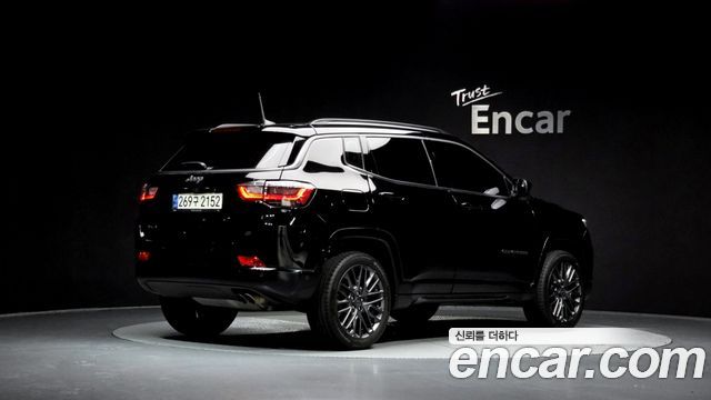 2022 Jeep Compass, VIN 3C4NJDEB5NT174094