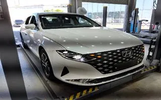 2020 Hyundai Grandeur, VIN KMHF341NBLA388252