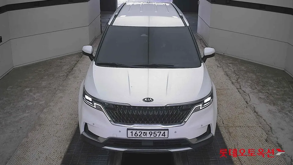 2021 Kia Carnival, VIN KNANC81BBMS051018