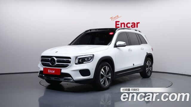 2022 Mercedes-Benz GLB-Class, VIN W1N4M1CB181818181