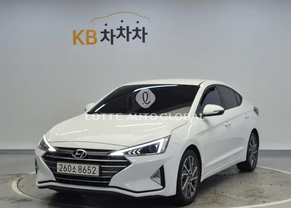2020 Hyundai Avante, VIN KMHD641EELU958220