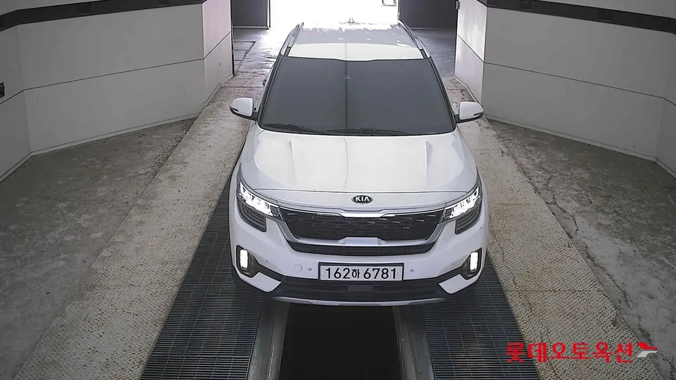 2022 Kia Seltos, VIN KNAET812GNK197147