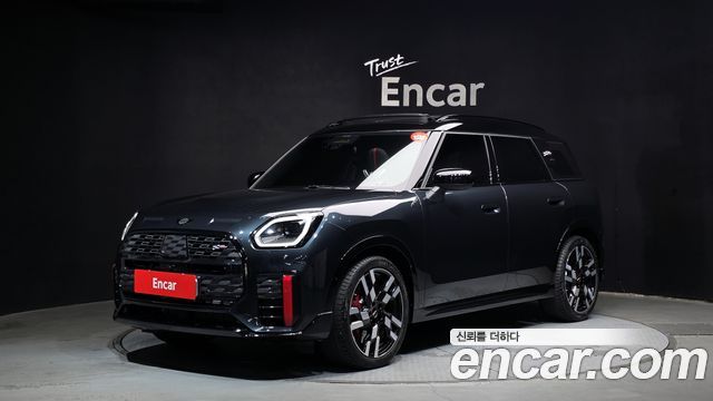 2025 Mini Countryman, VIN WMW31GA02S7R30300