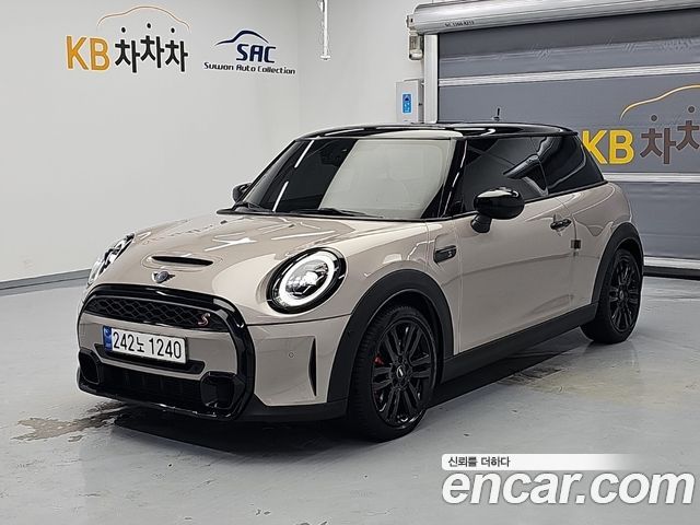2024 Mini Cooper, VIN WMW61DH02R2U48421