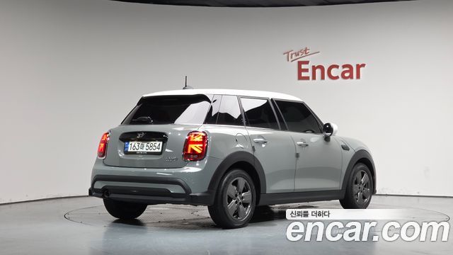 2023 Mini Cooper, VIN WMW41DK07P2S69028