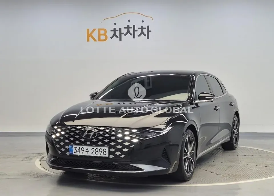2021 Hyundai Grandeur, VIN KMHF241DBMA447886