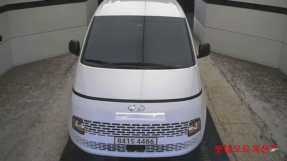 2022 Hyundai Staria, VIN KMFYFX71BNU073479