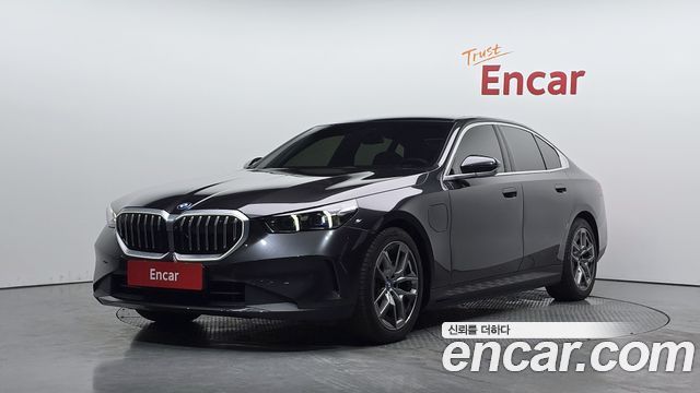 2024 BMW 5-Series, VIN WBA71FJ03RCR22137