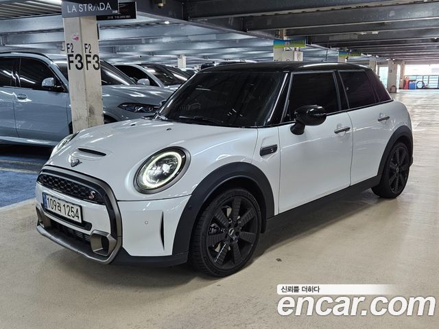 2023 Mini Cooper, VIN WMW61DK05P2U17198