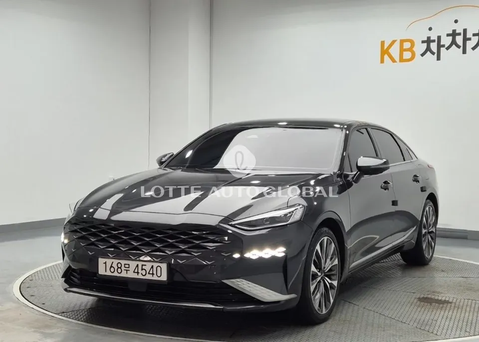 2022 Kia K8, VIN KNAM241BBNA023808