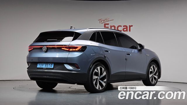 2023 Volkswagen ID.4, VIN WVGZZZE2ZPE040033