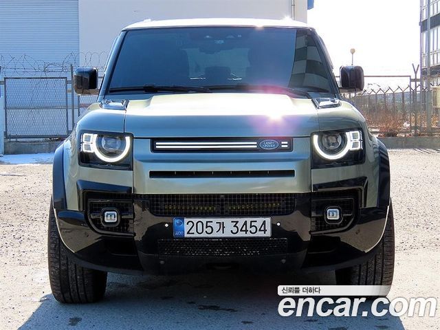 2022 Land Rover Defender, VIN SALEA6BW1N2065001