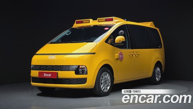 2026 Hyundai Staria, VIN KMJYB37ABTU031033