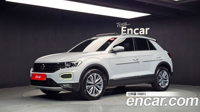 2021 Volkswagen T-Roc, VIN WVGZZZA1ZMV029524