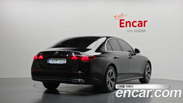 2025 Mercedes-Benz E-Class, VIN W1KLF5AB7SA104478