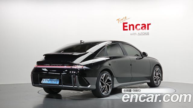 2023 Hyundai Ioniq 6, VIN KMHM241AFPA042733