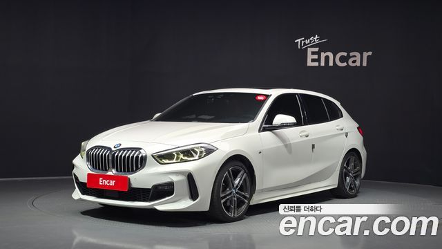 2021 BMW 1-Series, VIN WBA7M9105M7J40898