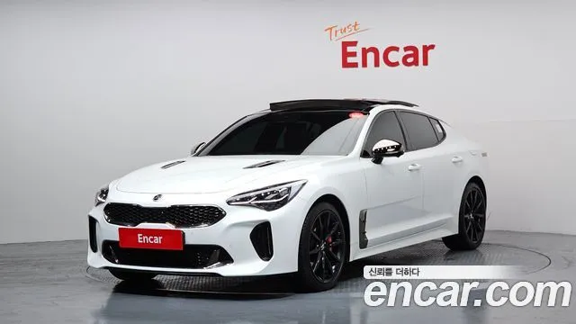 2021 Kia Stinger, VIN KNAE551CDMS103626