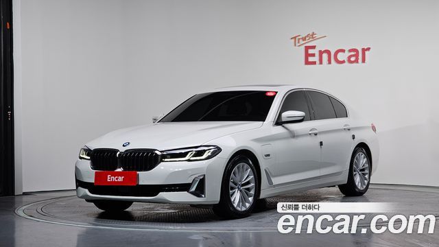 2022 BMW 5-Series, VIN WBA51AG09NCJ87563