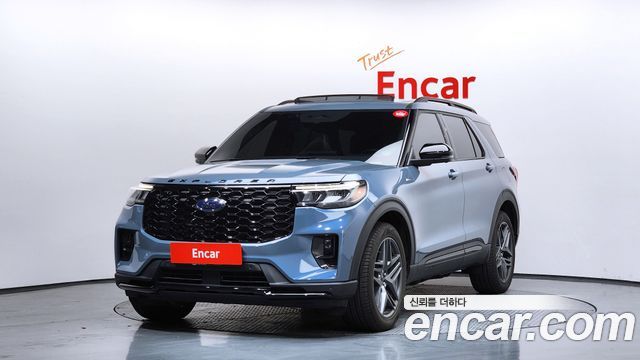 2025 Ford Explorer, VIN 1FMUK8KH5SGA82472