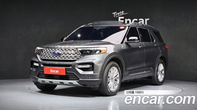 2020 Ford Explorer, VIN 1FMSK8FH2LGB99008