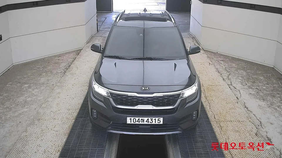 2020 Kia Seltos, VIN KNAET812GLK083483