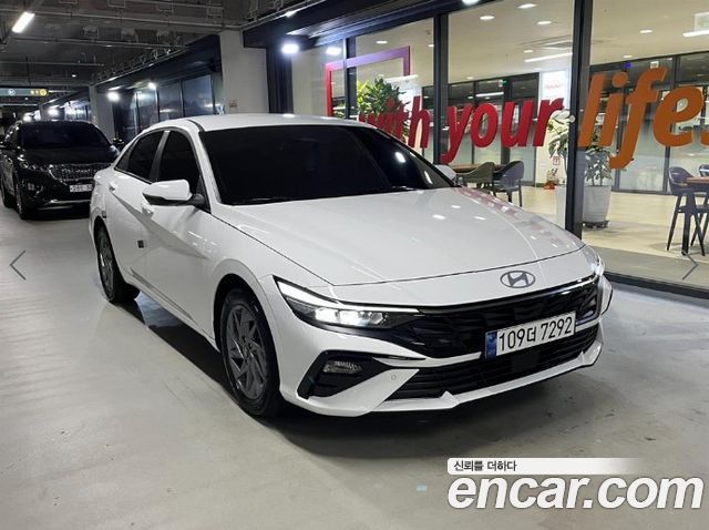 2026 Hyundai Avante, VIN KMHLN41EETU047787