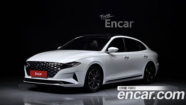 2022 Hyundai Grandeur, VIN KMHF141DBNA457884