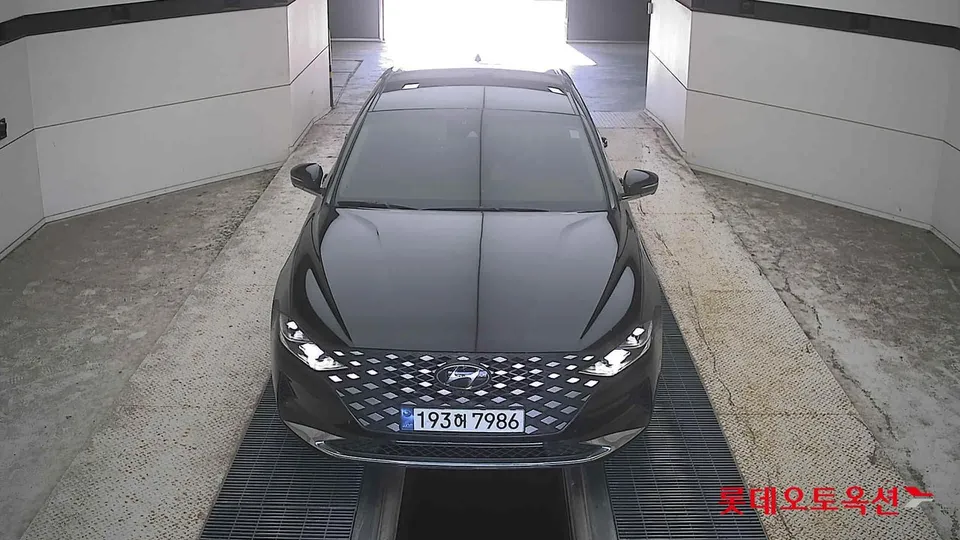2023 Hyundai Grandeur, VIN KMHF2413BPA155312