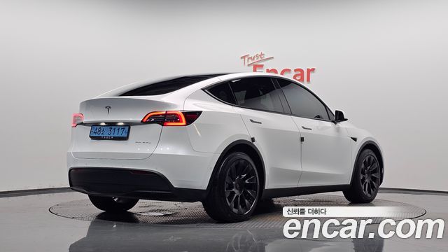 2021 Tesla Model Y, VIN 5YJYGDEE1MF227327