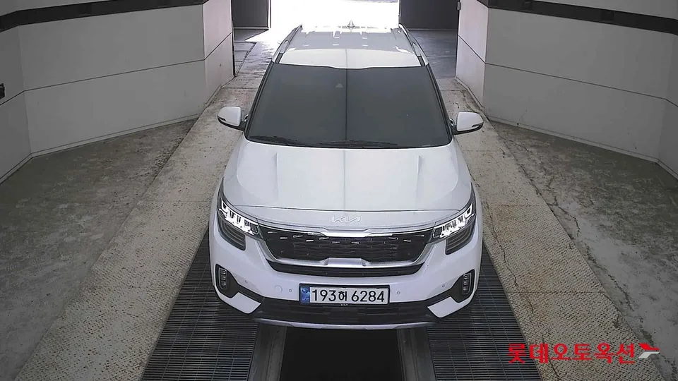 2023 Kia Seltos, VIN KNAET812GPK376147