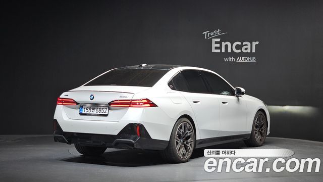 2026 BMW 5-Series, VIN WBA51FJ01TCV95686