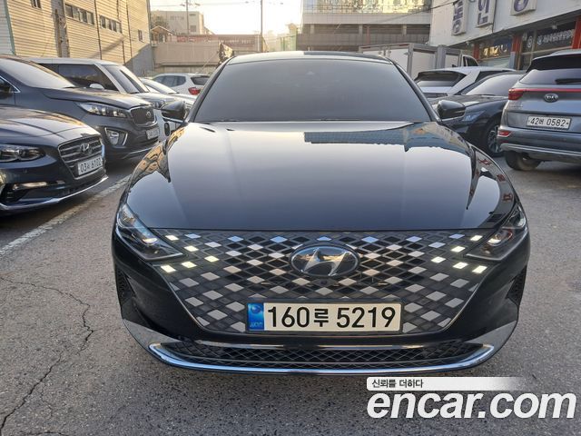 2022 Hyundai Grandeur, VIN KMHF1413BNA136015