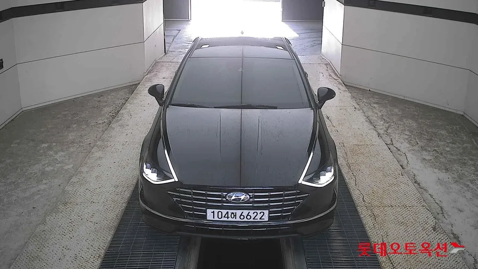 2021 Hyundai Sonata, VIN KMHL241JBMA018496