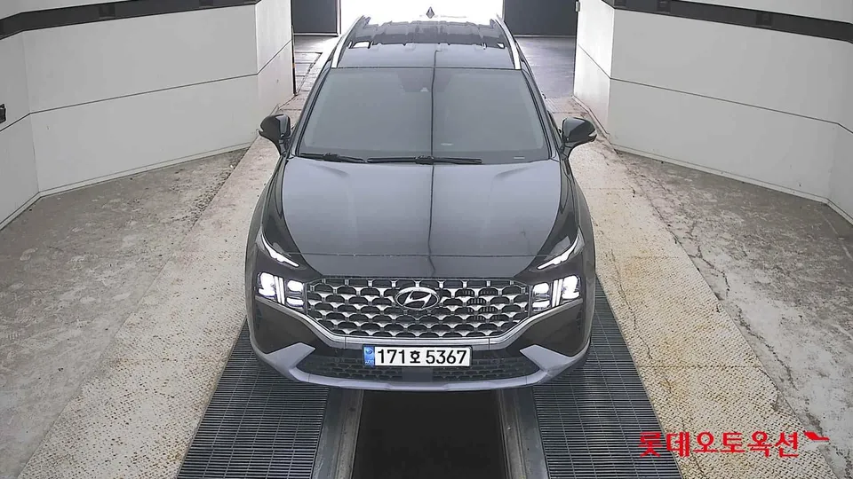 2022 Hyundai Santa Fe, VIN KMHS3811BNU056967