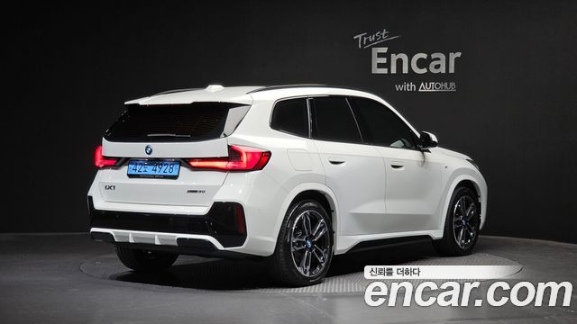 2023 BMW iX1, VIN WBY61EF00P5W85558