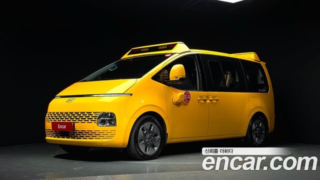 2025 Hyundai Staria, VIN KMJYB373BSU230158