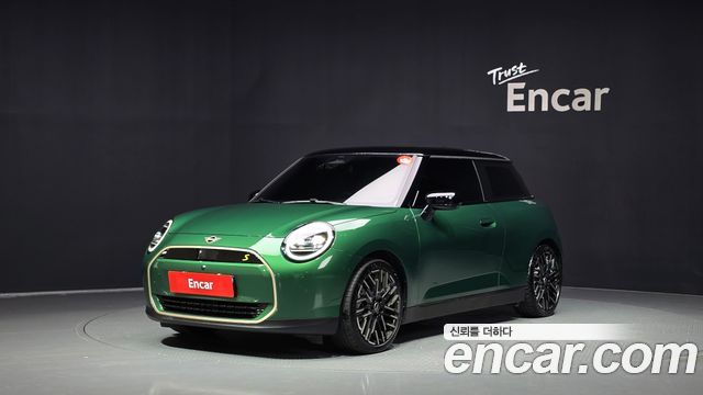 2024 Mini Cooper, VIN WMW21GC04RTA26204