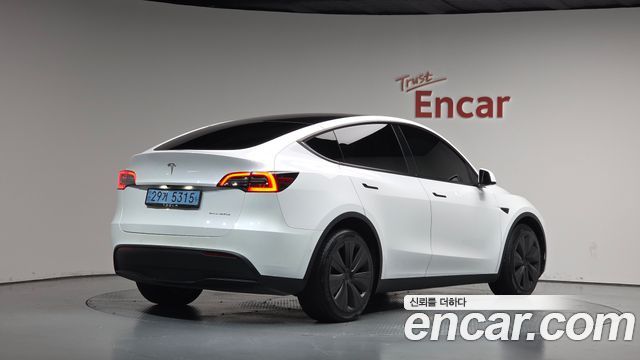 2022 Tesla Model Y, VIN 7SAYGDEEXNF416286