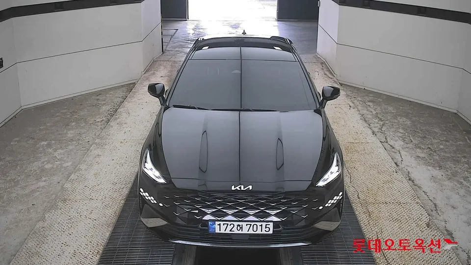 2023 Kia K8, VIN KNAM141BBPA042988
