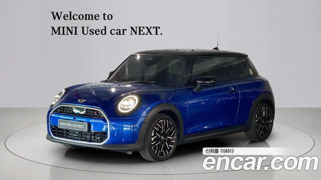 2025 Mini Cooper, VIN WMW21GD03S2W38319