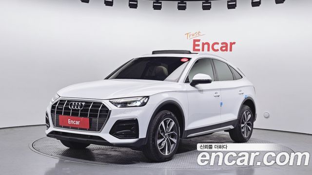 2021 Audi Q5, VIN WAUZZZFY7M2127513