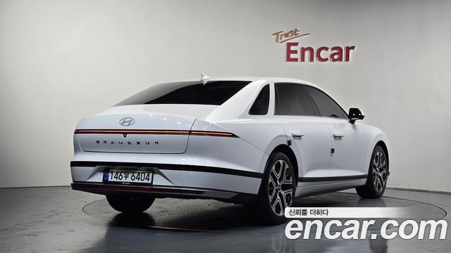 2024 Hyundai Grandeur, VIN KMHN241DBRA076111