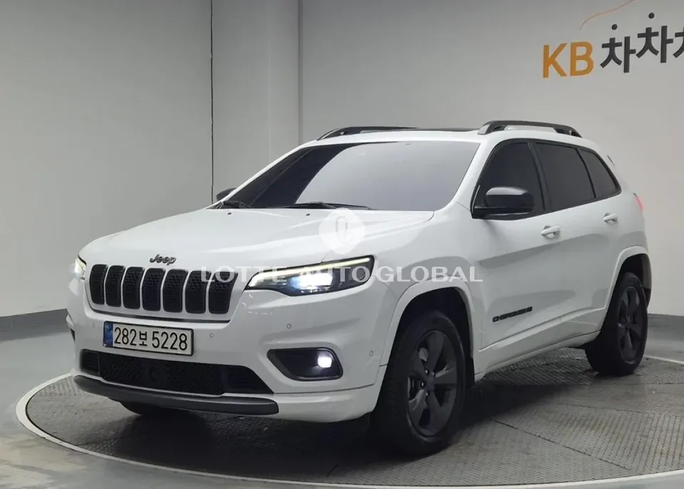 2021 Jeep Cherokee, VIN 1C4PJMDB6MD186091