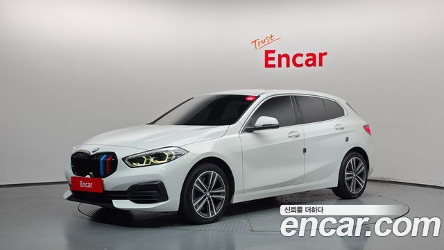 2022 BMW 1-Series, VIN WBA7L7108N7L05089