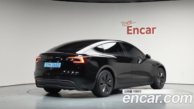 2024 Tesla Model 3, VIN LRW3E7FSXRC127069