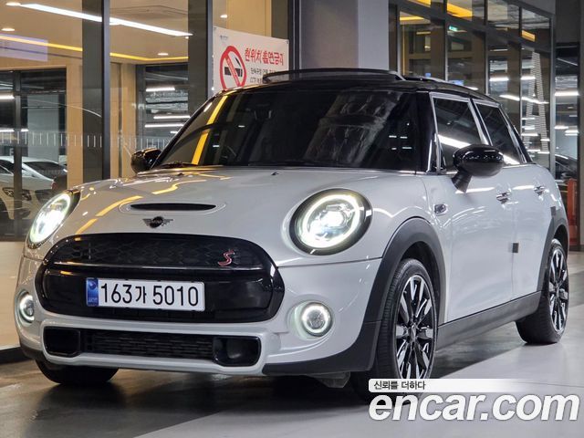 2021 Mini Cooper, VIN WMWXV9107M2N78445