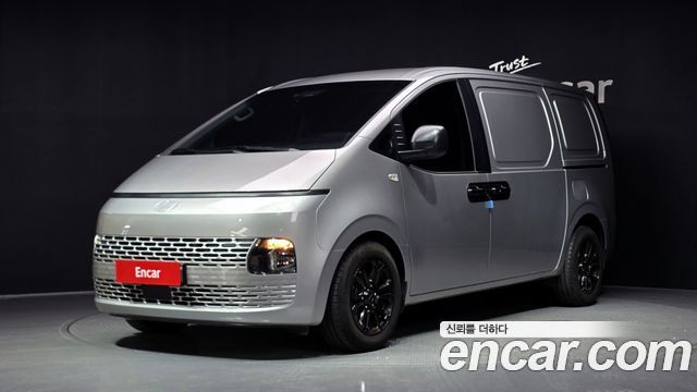 2025 Hyundai Staria, VIN KMFYFX71BSU181073