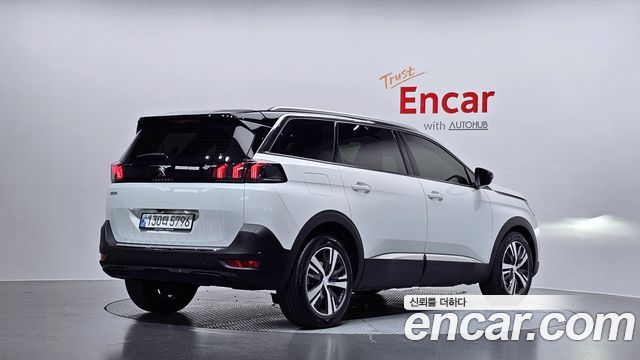 2021 Peugeot 5008, VIN VF3MCYHZUMS045876